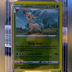 Leafeon RARE Black Star Pokemon TCG #13/189 Astral Radiance Card 2022